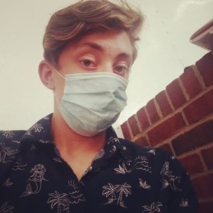 Meet your Posher, Aaron